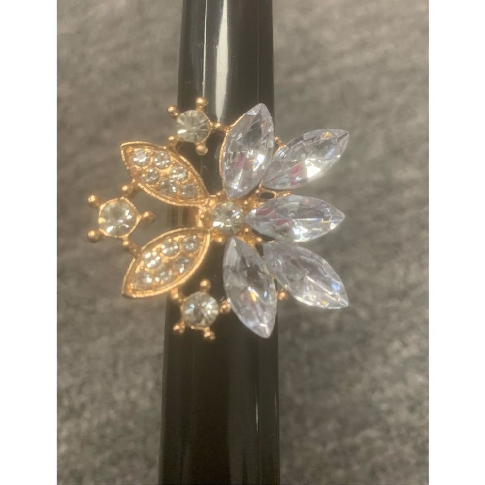 Adjustable Flower Statement Ring - Picture 5 of 5